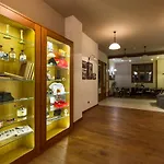 1 & 酒店 4*