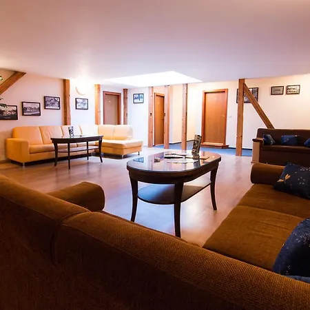 Hotel 1 &